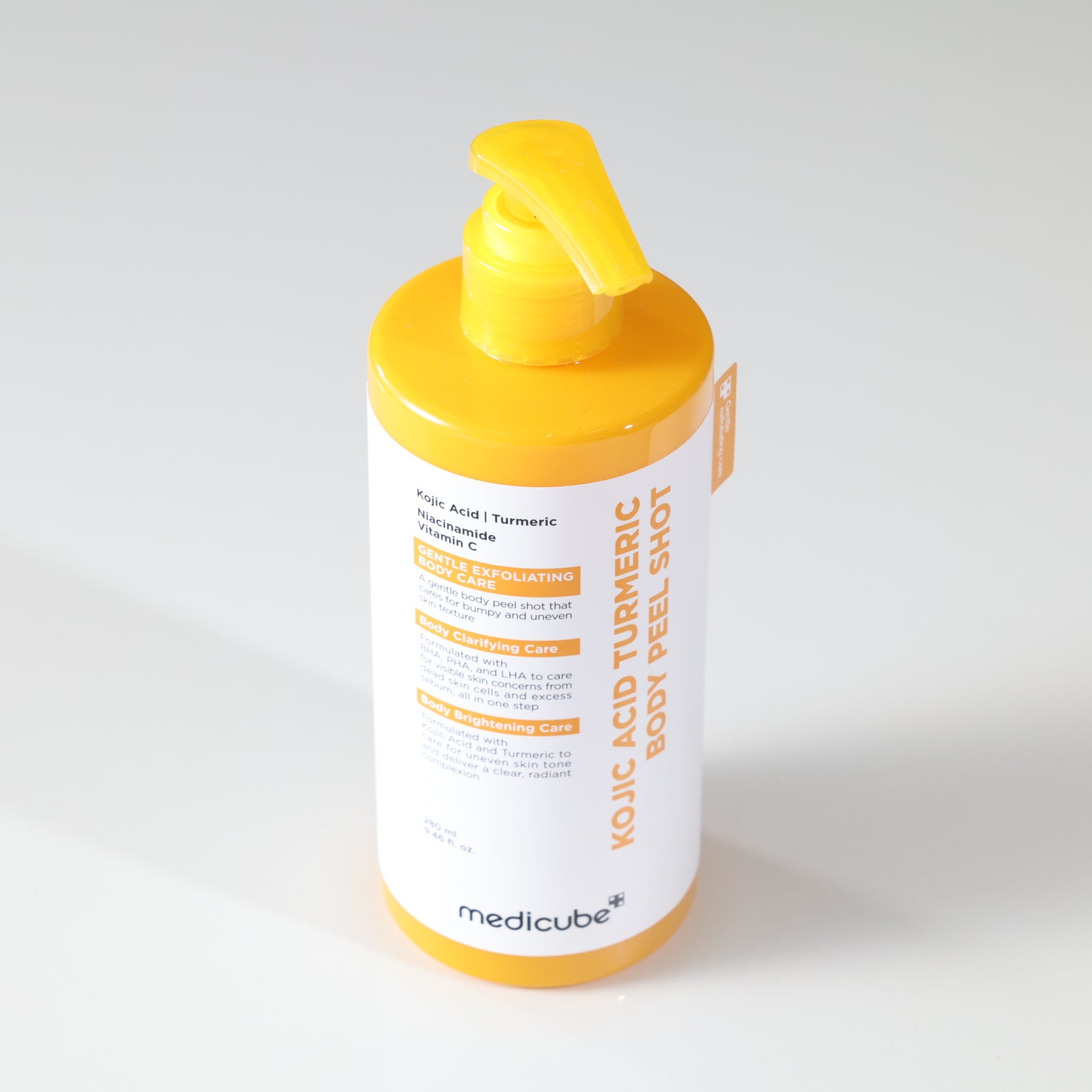 MEDICUBE Kojic Acid Tumeric Body Peel Shot 280ml