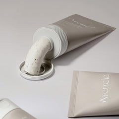 Arencia Rice + LHA Pore Control Rice Cake Cleanser