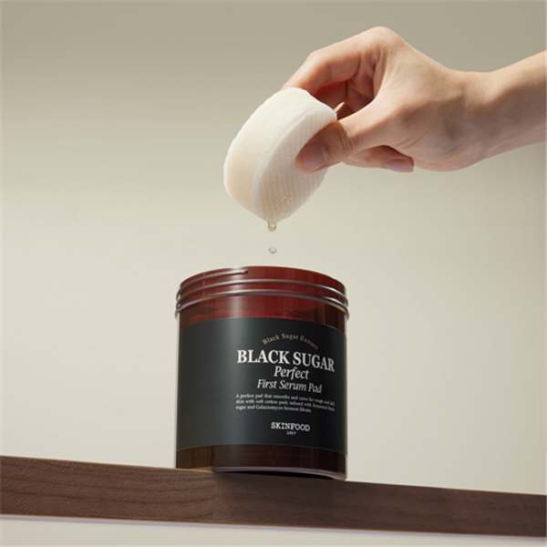 SKINFOOD Black Sugar Perfect First Serum Pad 60 Pads